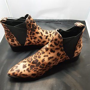 Bella Vita Booties Leopard